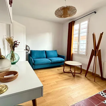 Apartment 12 Paris